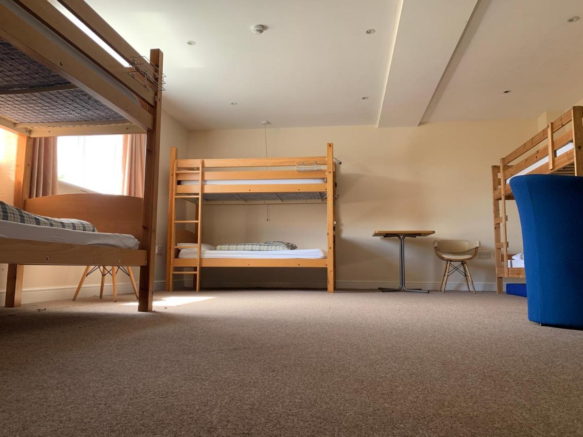 Stonehenge Hostel - Yha Affliated Cholderton エクステリア 写真